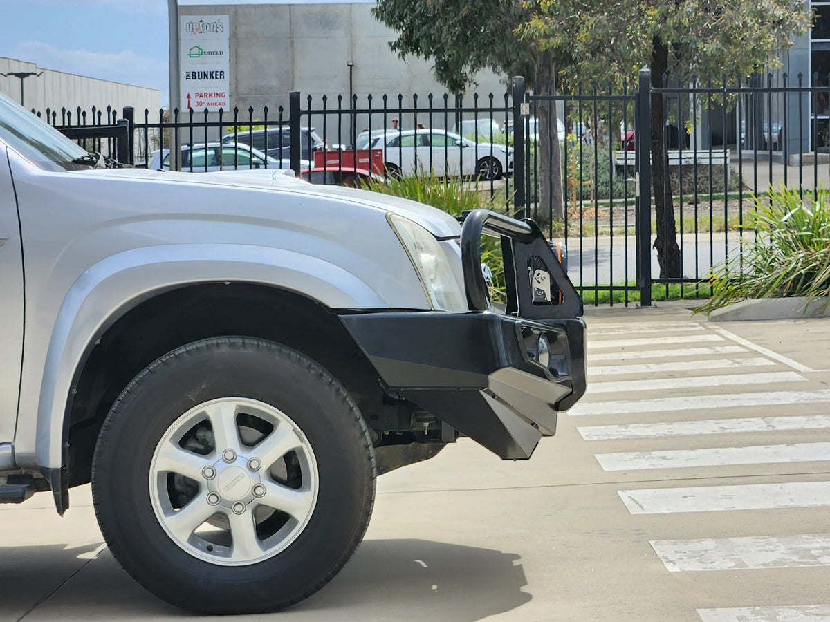 Dmax 2007-2011/ Holden RA7 - 707-02 Falcon Bull Bar Black A-Frame Package (LED Foglight) - SKU MCC-07002-702FOGUP