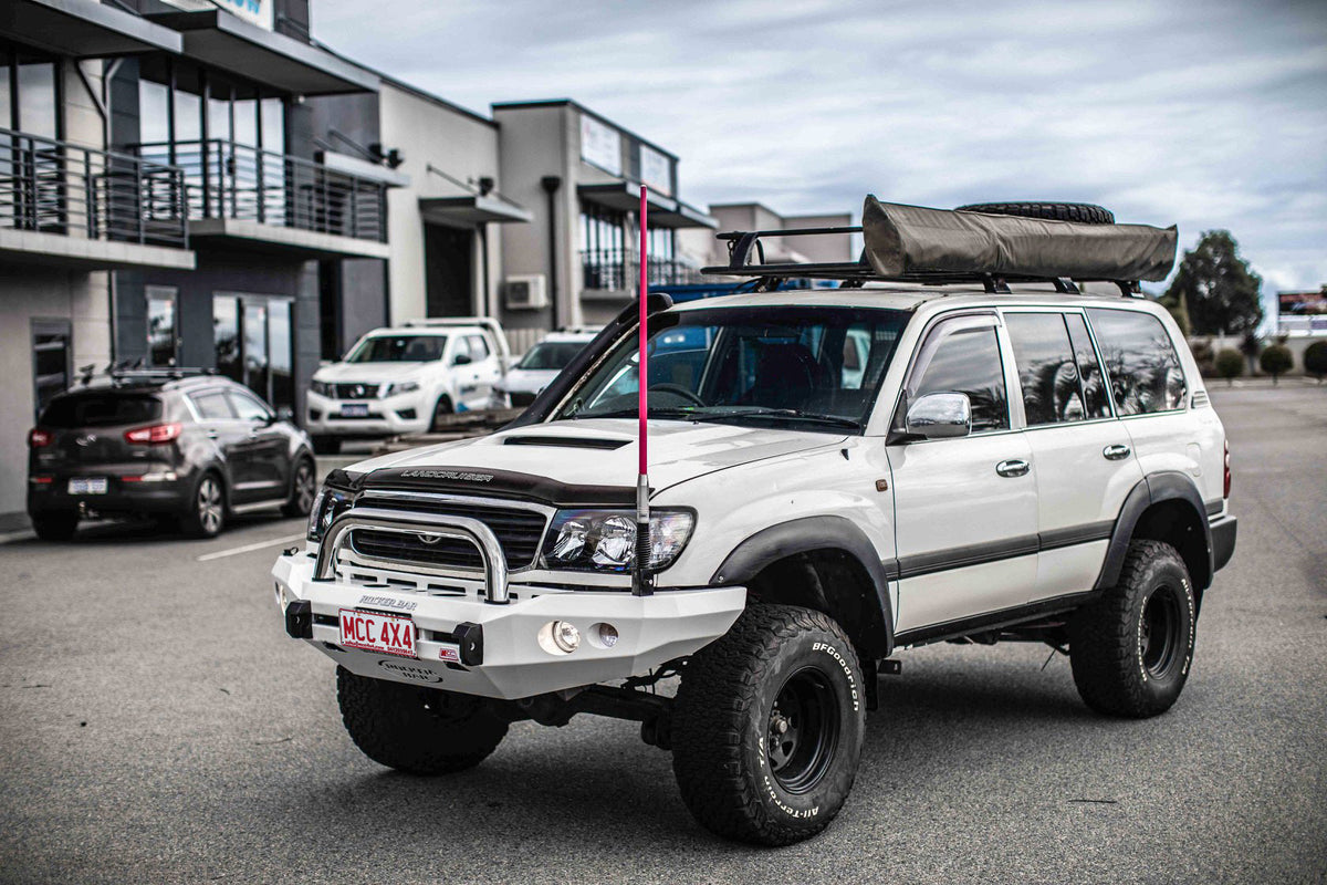 Land Cruiser 105 series 1998-2007 078-01SQSBL Rocker Bull Bar Single Sand Black Loop Package - SKU MCC-01014-7801SQSBL