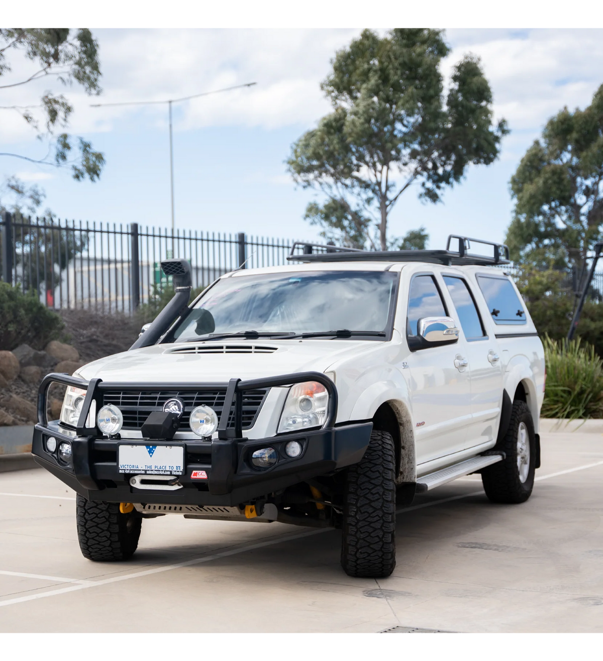 Dmax 2007-2011/ Holden RA7 - 707-02 Falcon Bull Bar Black A-Frame Package (LED Foglight) - SKU MCC-07002-702FOGUP