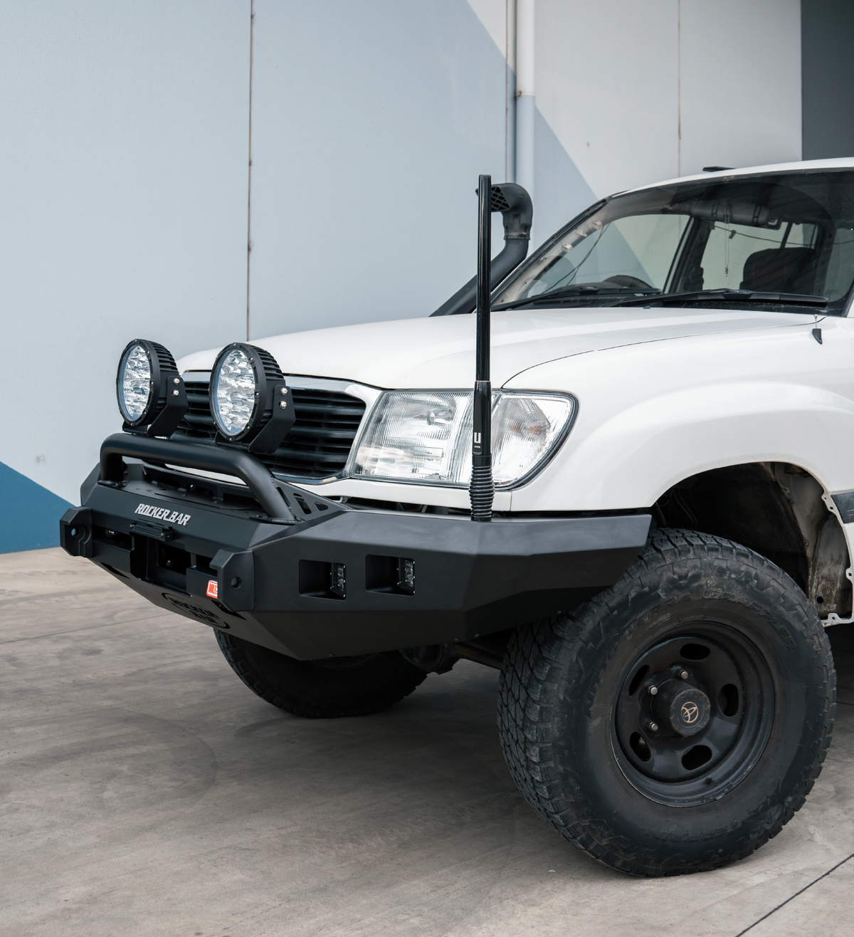 Land Cruiser 100 series 1998-2007 078-01SQL Rocker Bull Bar Single Low Loop Package - SKU MCC-01007-7801SQL