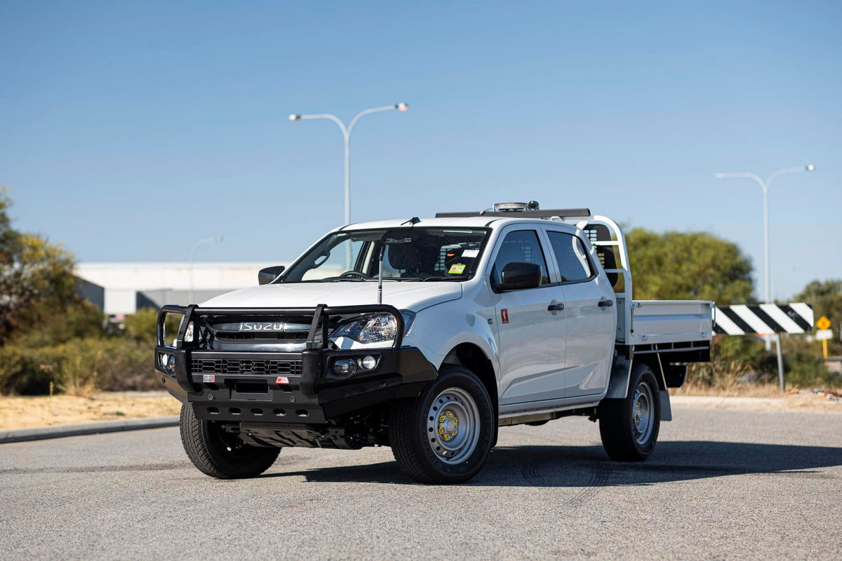 Dmax 2024-On (10/23) 707-02 Falcon Bull Bar Black A-Frame Package (LED Foglight)