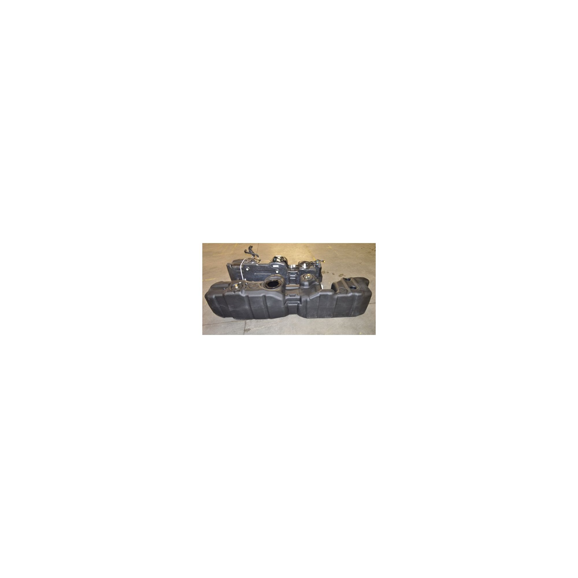 Long Range Fuel Tank, 208L (Crew Cab, 6'8 Tub) suits Ford F-250 Super Duty/F-350 Super Duty (17-26) by Titan Tanks