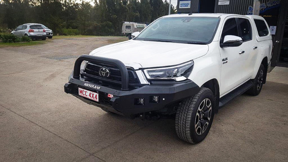 Hilux N80 2016-2020 078-01SQSBL Rocker Bull Bar Single Sand Black Loop Package - SKU MCC-01017-7801SQSBL