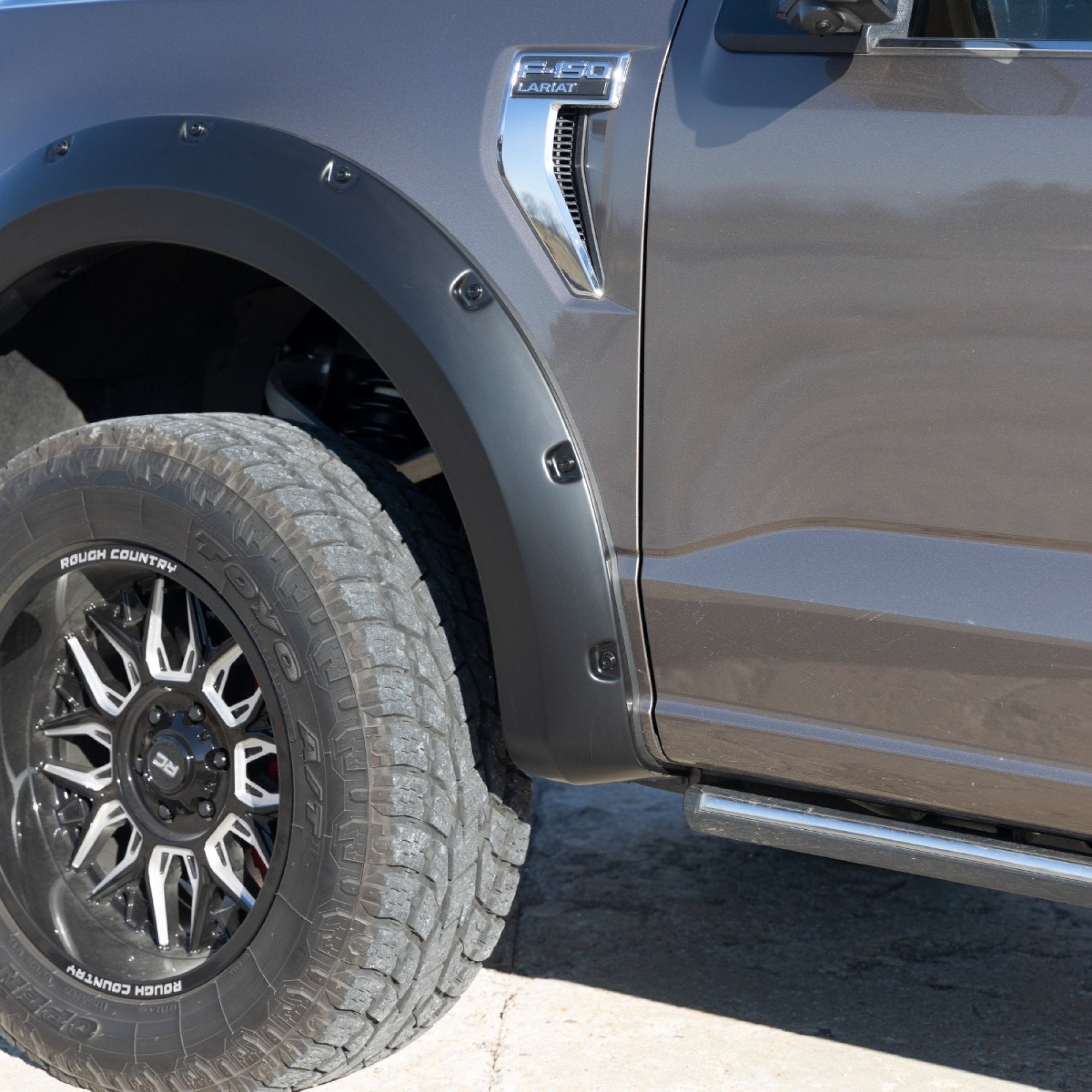 1" Smooth Fender Flares suits Ford F-150 (21-26) by Rough Country