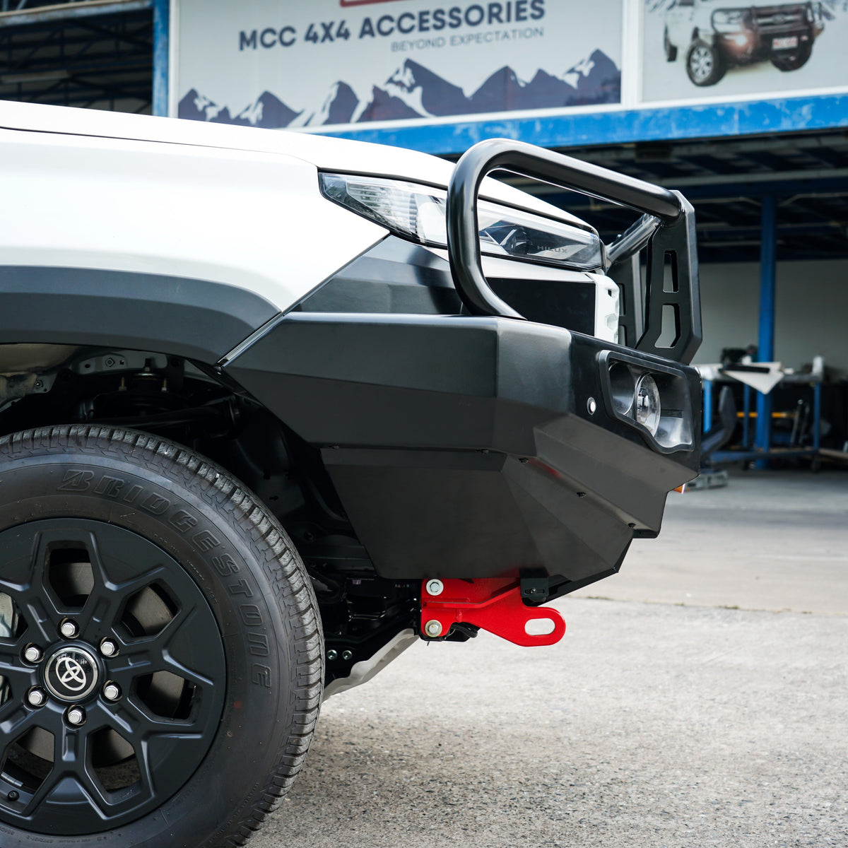 Hilux 2026-On (9th Gen) 707-02 Falcon Bull Bar Black A-Frame Package (LED Foglight)