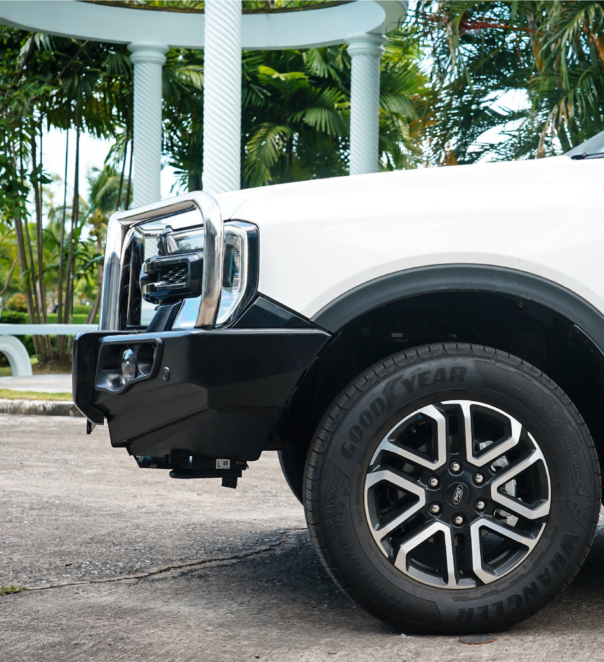 Next-Gen Ranger/Everest 2022-On - 707-01 Falcon Bull Bar Triple Stainless Loops Package (LED Foglight) - SKU MCC-05010-701FOGUP
