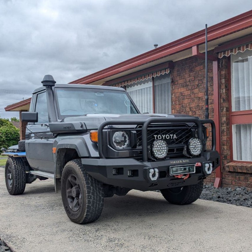Land Cruiser 70s Series 2024-On - 078-02SQ Rocker Bull Bar Triple Loops Package - SKU MCC-01024-7802SQ