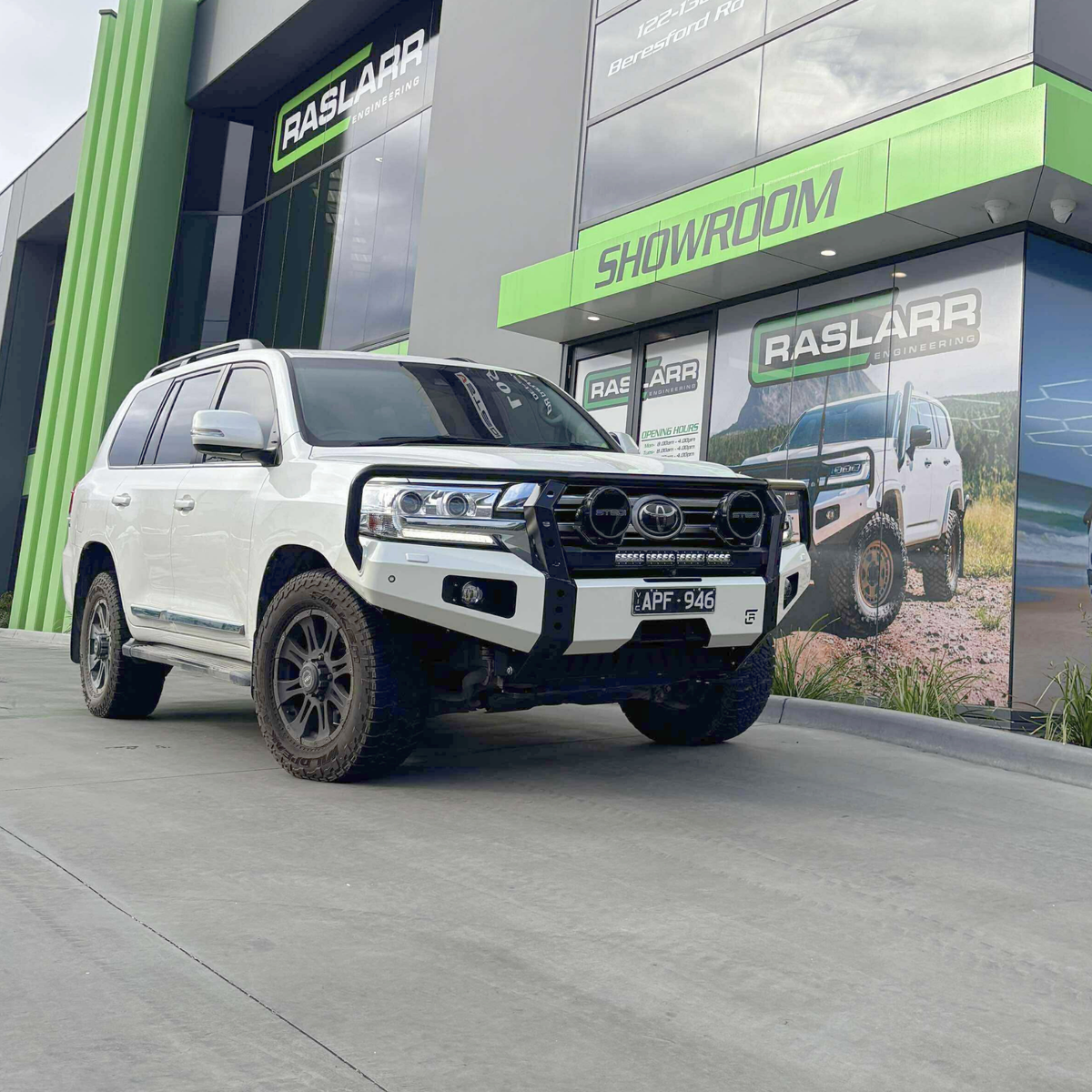 Raslarr 200 Series Toyota Landcruiser Dallas Bull Bar