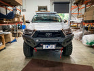 Predator_bull_bar_toyota_hilux_6__55481.1616029147.jpg