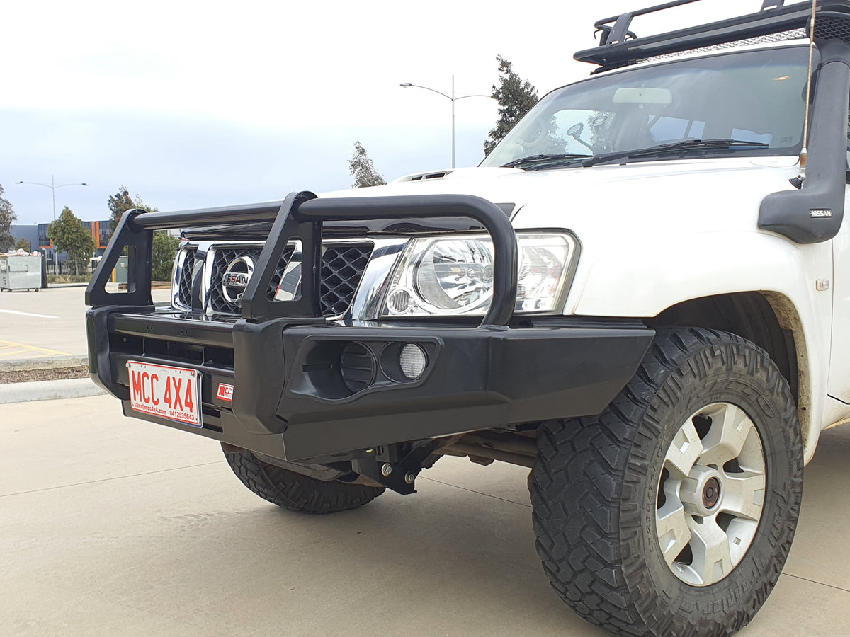 Patrol Y61 2005-2016 707-02 Falcon Bull Bar Black A-Frame Package (No Foglight) - SKU MCC-03004-702UP