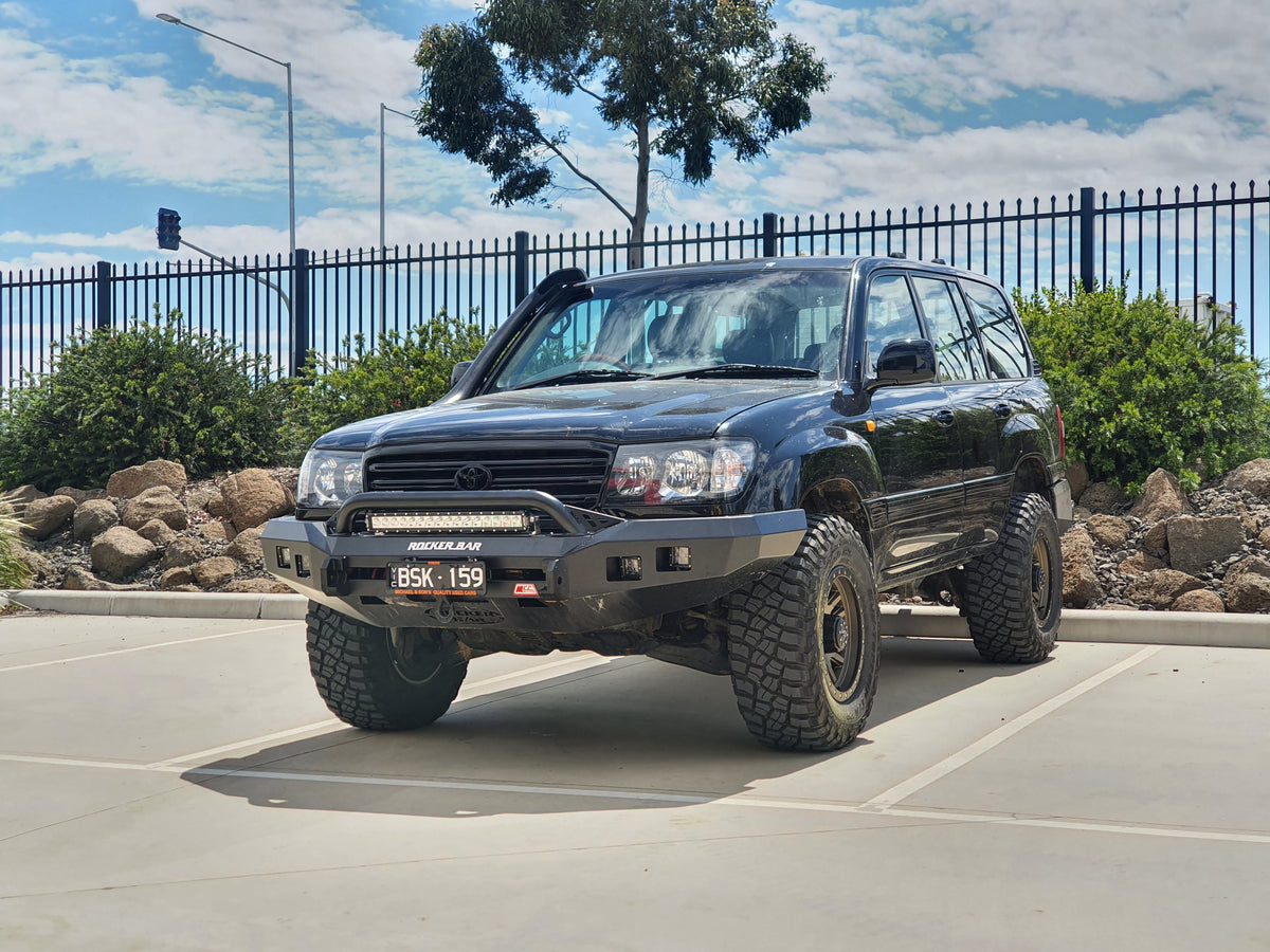 Land Cruiser 100 series 1998-2007  078-01SQL Rocker Bull Bar Single Low Loop Package - SKU MCC-01007-7801SQL