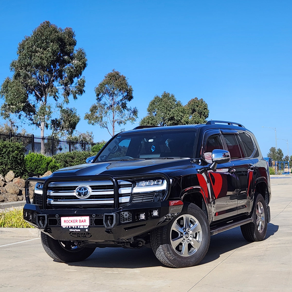 Land Cruiser 300 Series 2022-On - 078-02SQ Rocker Bull Bar Triple Loops Package - SKU MCC-01023-7802SQ