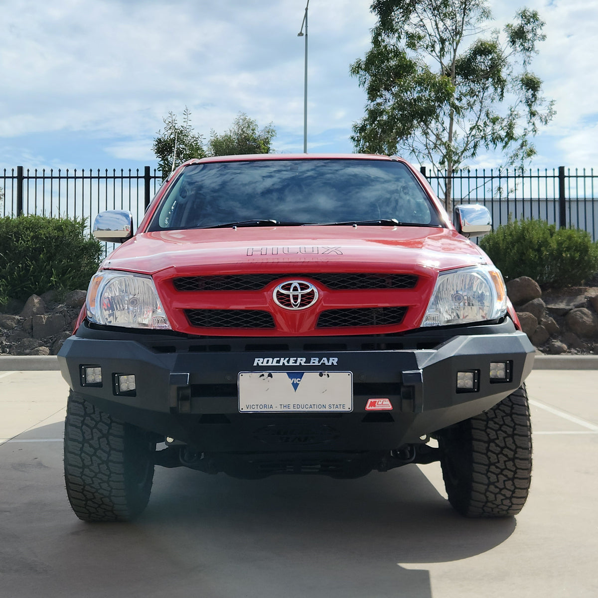Hilux GGN25R 2005-2011 078-01SQ Rocker Bull Bar No Loop Package - SKU MCC-01002-7801SQ