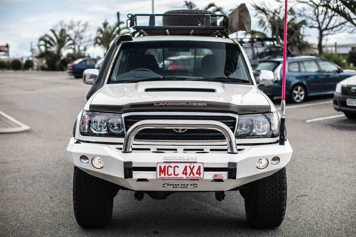 Land Cruiser 100 series 1998-2007 078-01SQSBL Rocker Bull Bar Single Sand Black Loop Package - SKU MCC-01007-7801SQSBL