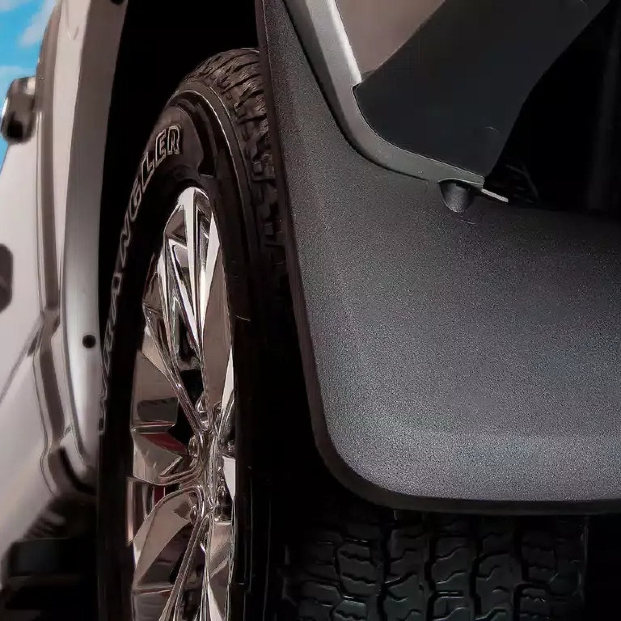 Rear Mud Guards suits Chev 1500 (19-26) by Husky Liners