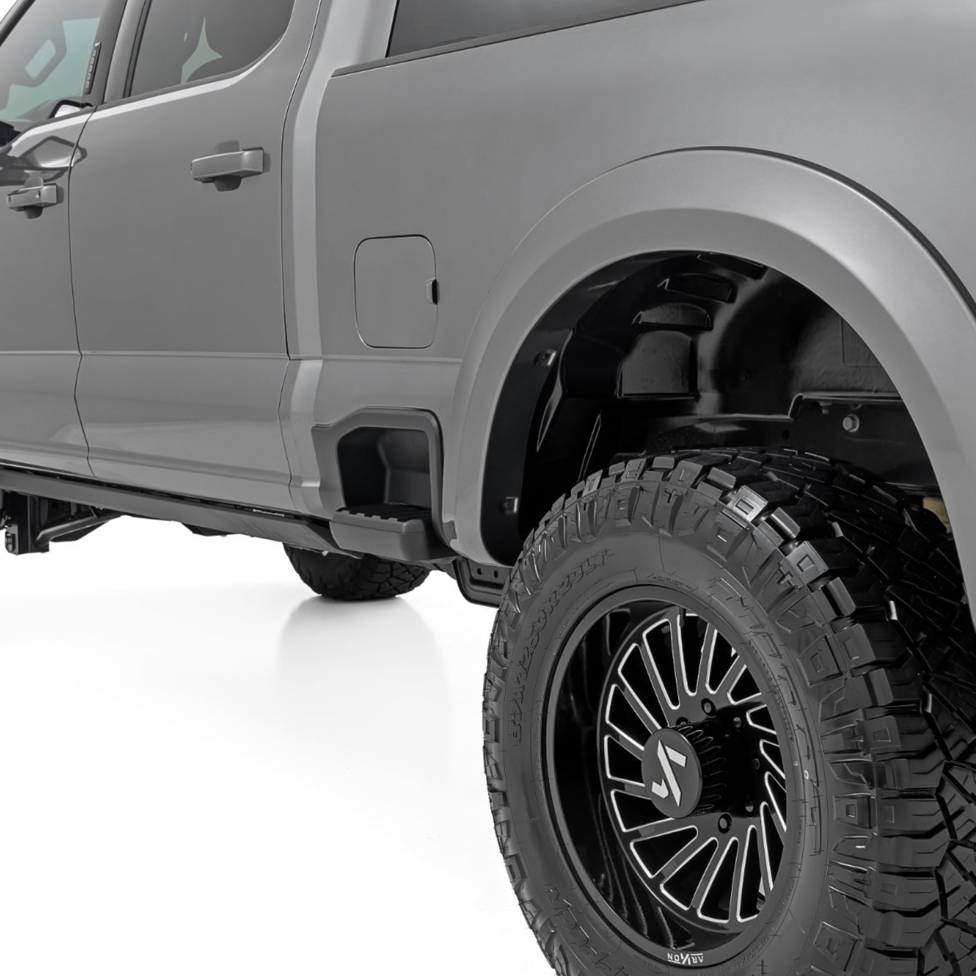 1" Smooth Sport Fender Flares suits Ford F-250 Super Duty (23-26) by Rough Country