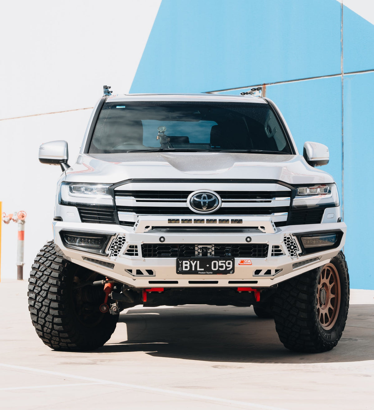 Land Cruiser 300 Series 2022-On - 909-01 Alloy Pegasus Bar Package