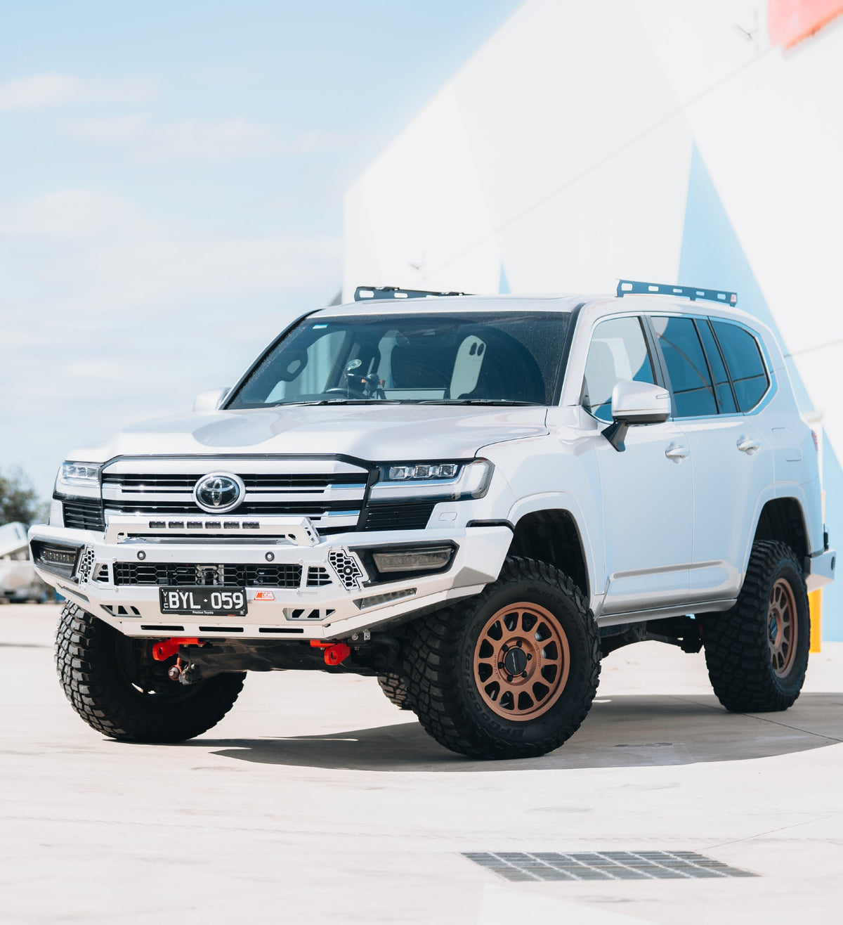 Land Cruiser 300 Series 2022-On - 909-01 Alloy Pegasus Bar Package