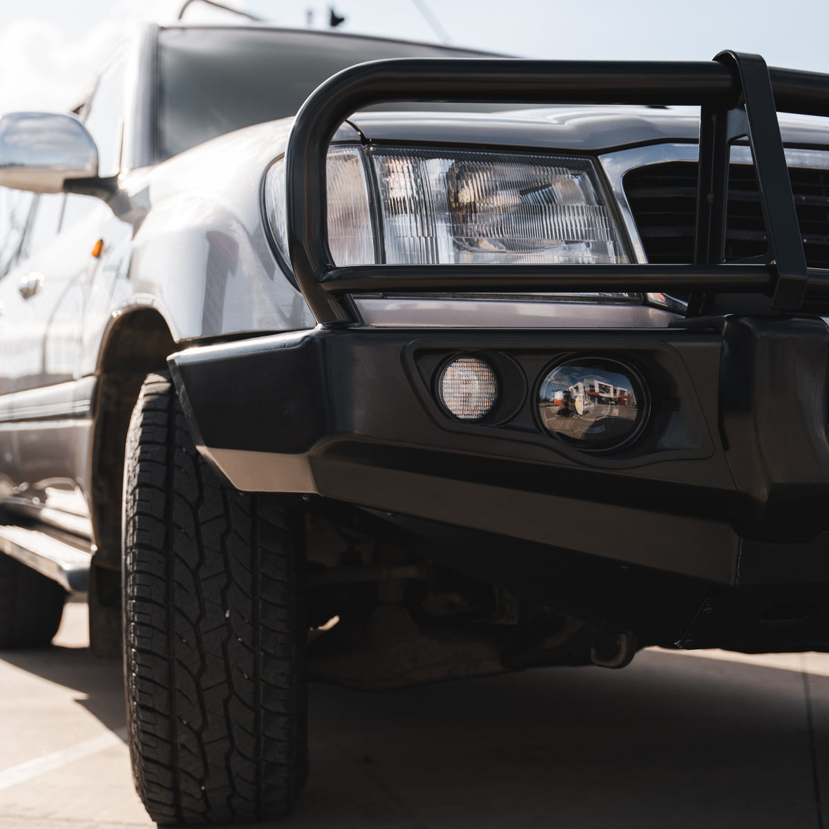 Land Cruiser 100 series 1998-2007  707-02 Falcon Bull Bar Black A-Frame Package (No Foglight) - SKU MCC-01007-702UP