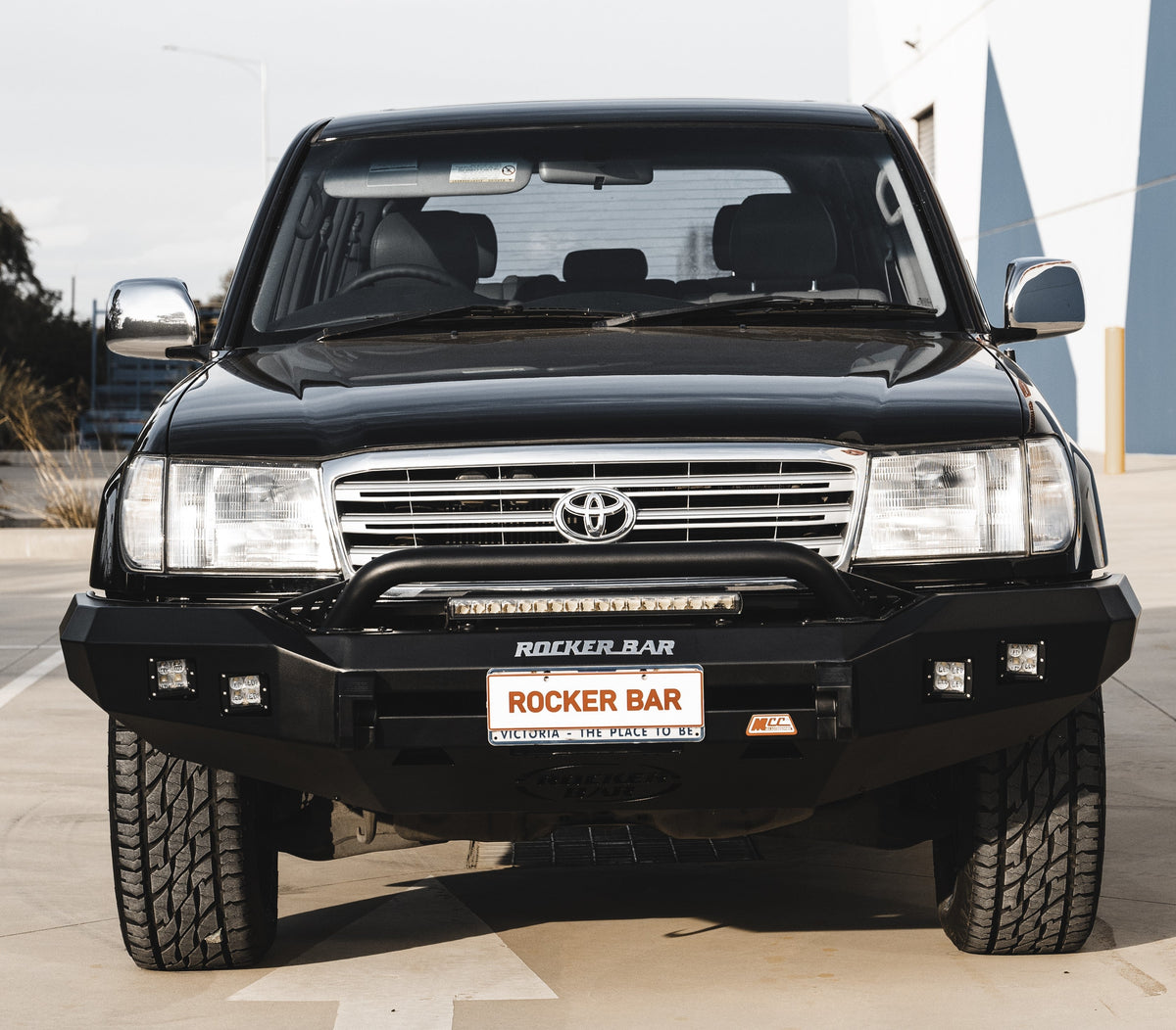 Land Cruiser 100 series 1998-2007  078-01SQL Rocker Bull Bar Single Low Loop Package - SKU MCC-01007-7801SQL