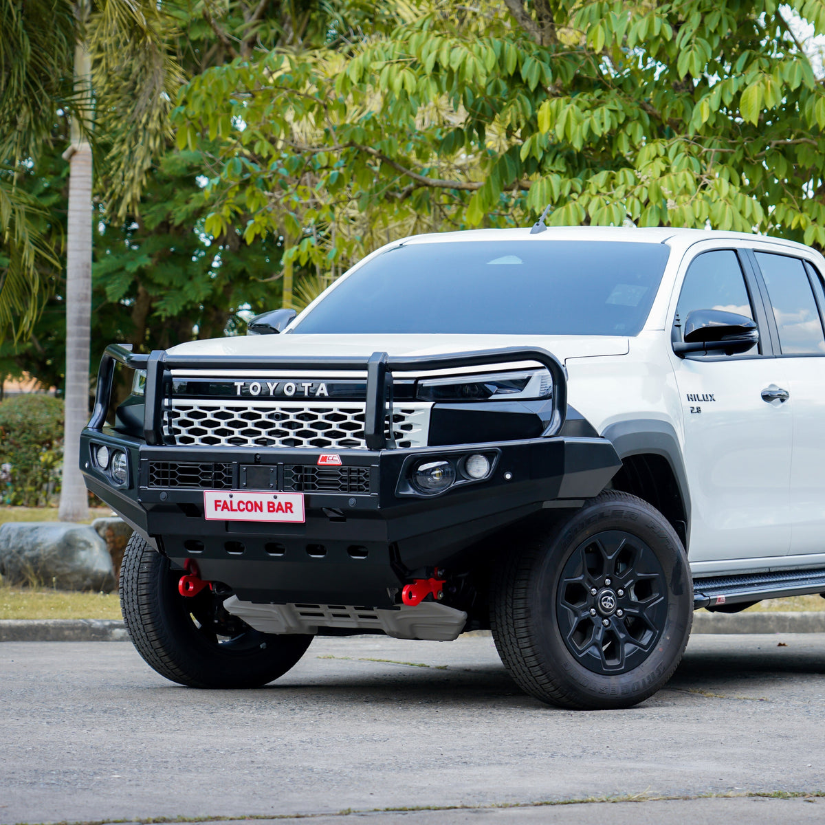 Hilux 2026-On (9th Gen) 707-02 Falcon Bull Bar Black A-Frame Package (LED Foglight)