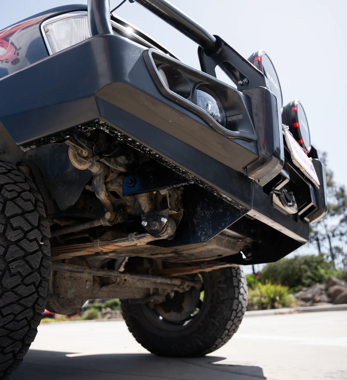 Toyota Hilux 1988-1997 LN105/LN106 (Live) - 707-02 Falcon Bull Bar Black A-Frame Package (LED Foglight) - SKU MCC-01000-702FOG