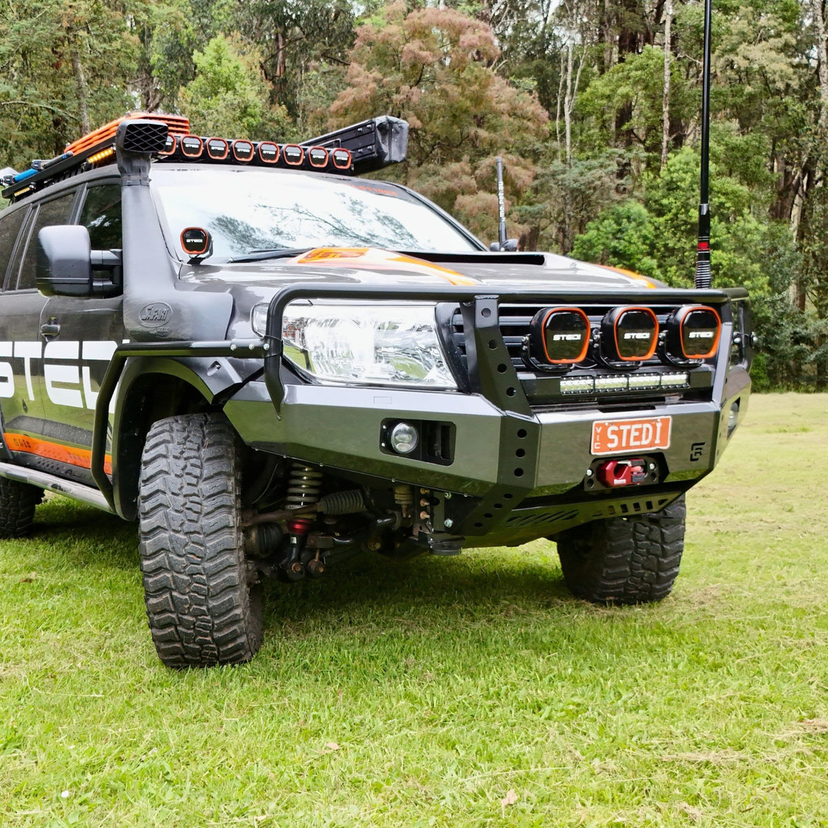 Raslarr 200 Series Toyota Landcruiser Dallas Bull Bar