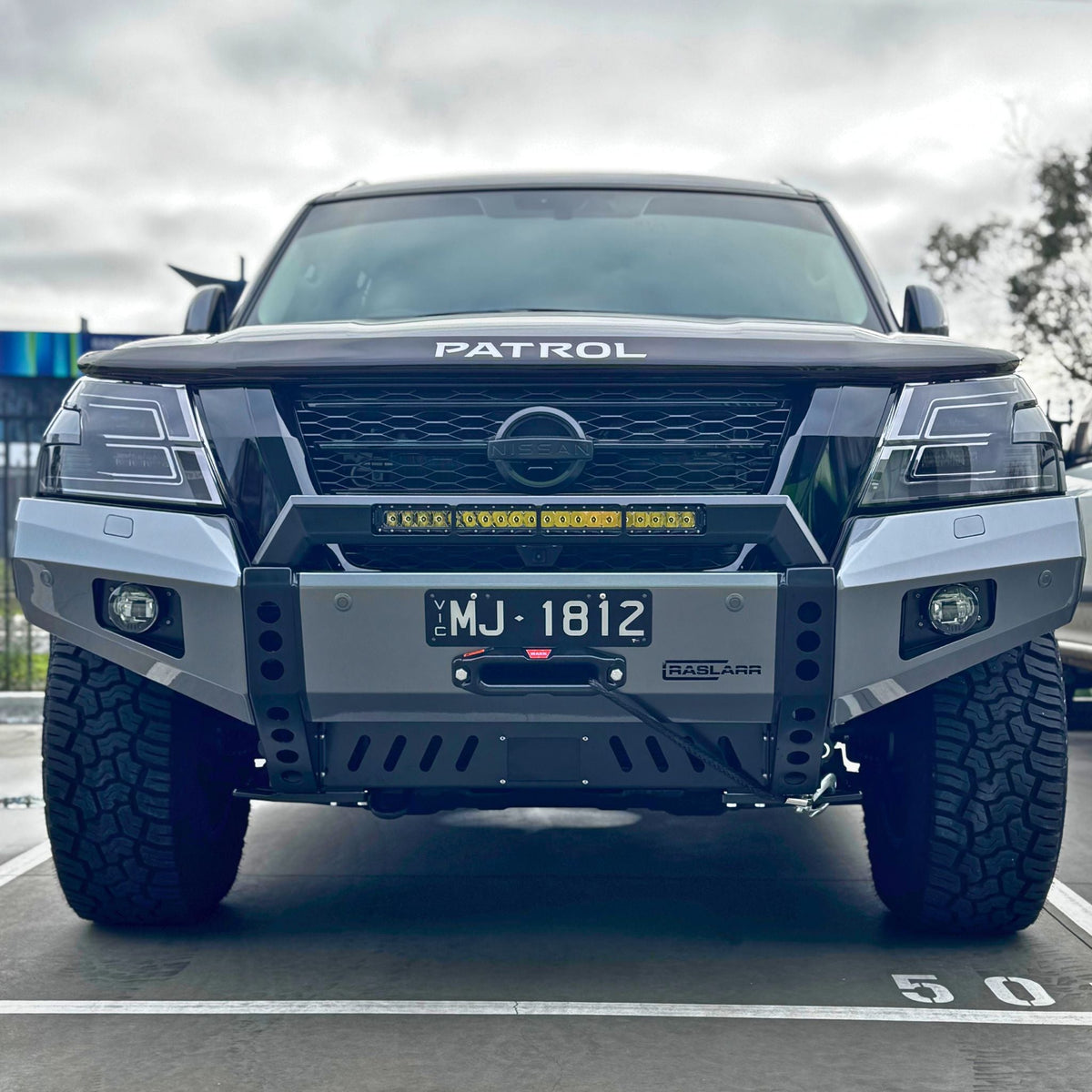 Raslarr Winter Heavy Duty Light Bar fitment on Nissan Y62 Patrol